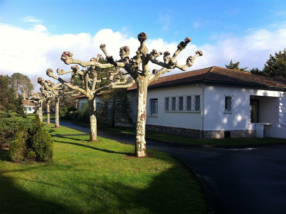 Domaine Du Pignada Hotel Boucau Exterior photo